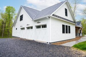 custom garages by Hobday Custom Homes