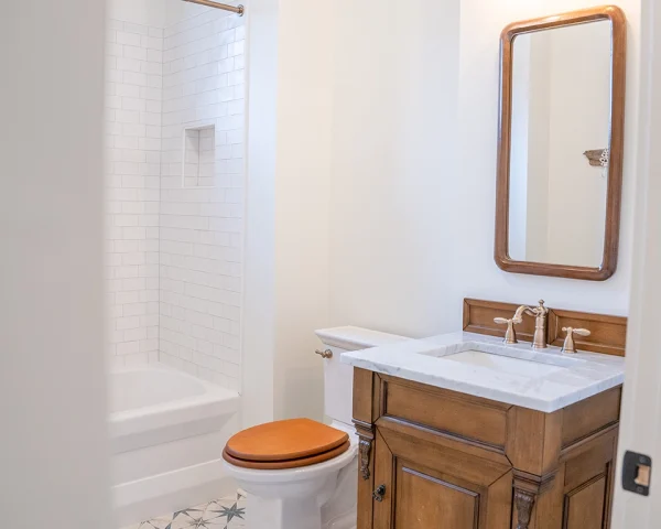 bathroom features Hobday Custom Homes